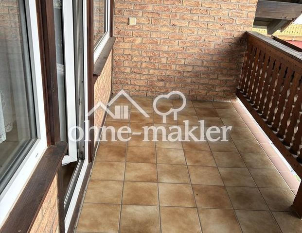 Freundliche 3 Zimmerwohnung zur Miete mit Carport, Küche und Keller - Photo 1