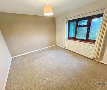 4 bedroom property to rent - Photo 2