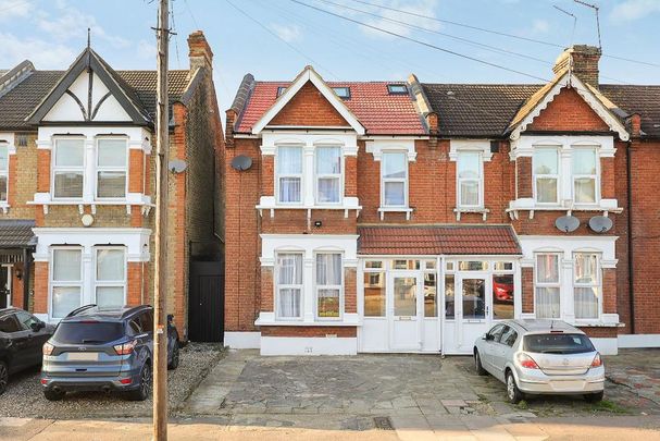 5 bedroom semi-detached house to rent - Photo 1