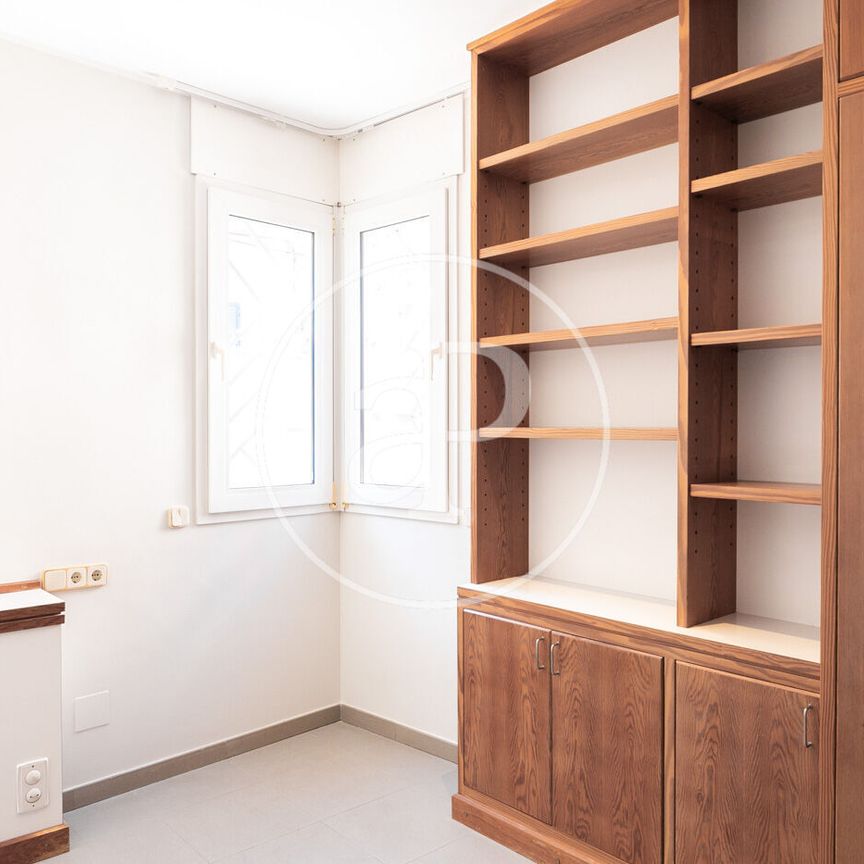 House for Rent in Sant Gervasi - Photo 1