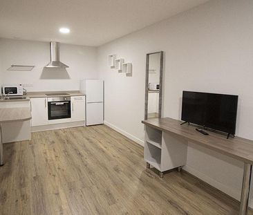 Studio to rent - Photo 3