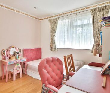 4 bedroom detached house to rent - Photo 6