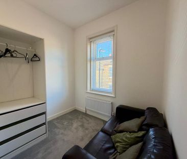 3 bedroom maisonette to rent - Photo 5