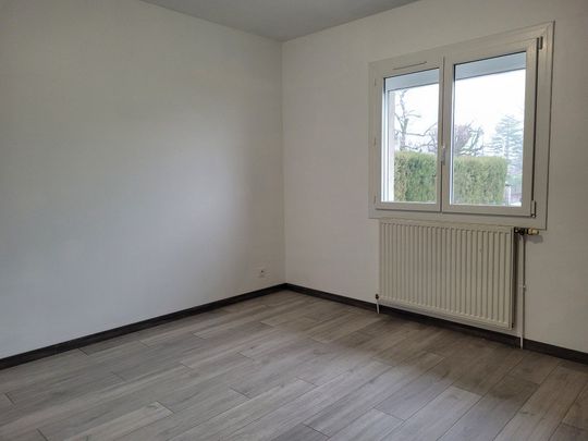 Location Maison 9 pièces 154m² CLAIX 38640 - Photo 1