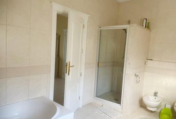 FOR RENT: SPACIOUS AND ELEGANT VILLA IN MORAIRA with 4 bedrooms for LONG TERM