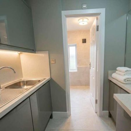 Nightingale Way, E6 - Photo 4