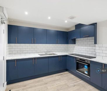 Studio to rent - Photo 5