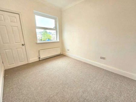 Sandford Road, Chelmsford, Essex, CM2 - Photo 3