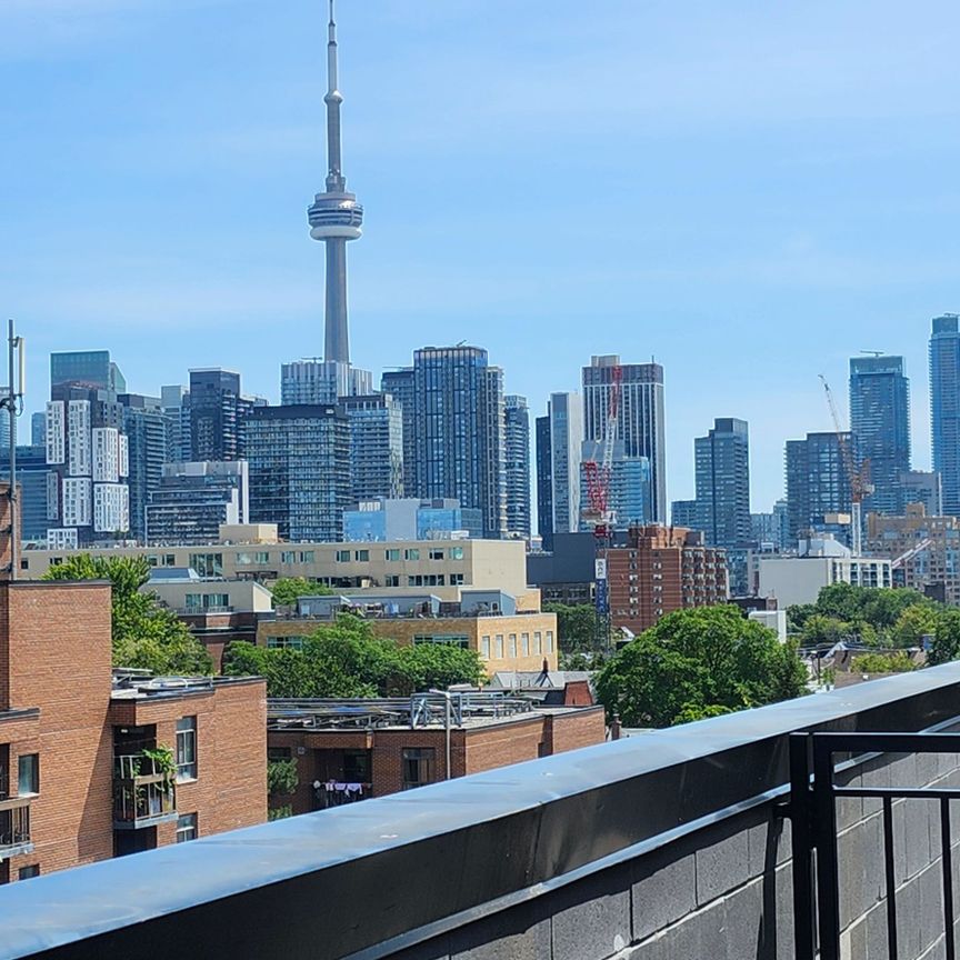 For Lease - 335 College Street Unit# 402, Toronto, Ontario - Photo 1