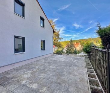 Neue EinbaukÃ¼che, Terrasse & groÃer Garten inklusive! 5-Raum-Wohnung in Hochheim - Foto 2