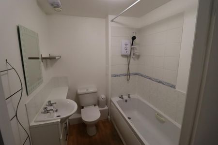 2 bedroom apartment to rent - Photo 5