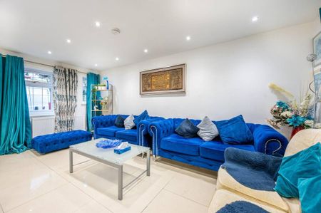 4 bedroom house to rent - Photo 2