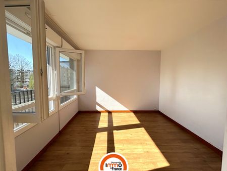 Location Appartement 4 pièces 68m² - Photo 2