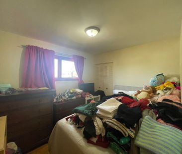 PRICE DROPPED! 3 BDRMS 1 BATH BUNGALOW MAINFLOOR IN GLENDALE - Photo 5