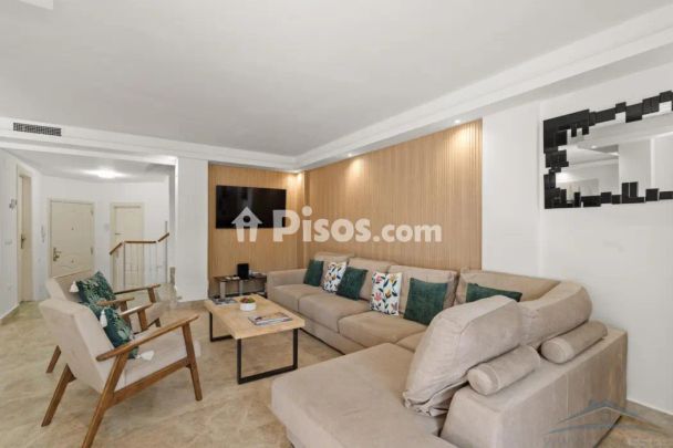 Chalet en alquiler en los Naranjos de Marbella - Photo 1