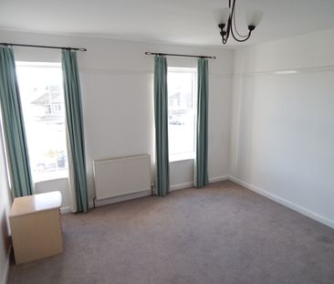 2 bedroom apartment to rent Orchard Parade, Eastbourne, BN20 - Photo 1