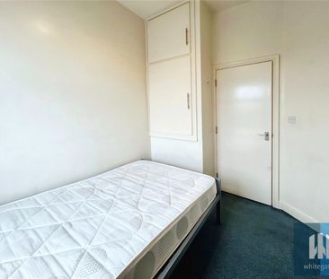Orchard Terrace, Newsome, Huddersfield, HD4 - Photo 5