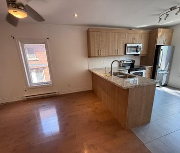 For Lease - 7 Lansdowne Avenue Unit# 2F and 3F, Toronto, Ontario - Photo 3