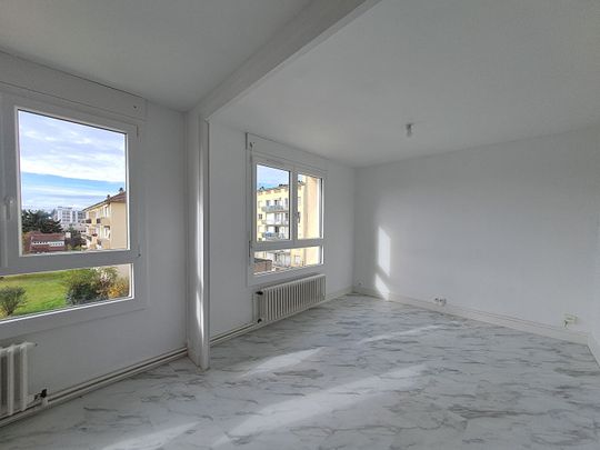 Location Appartement 4 pièces 60m² - Photo 1