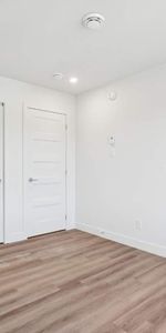 3 CH - 1 SDB - Huntingdon - $1,350 /mo - Photo 4