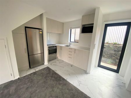 Unit 3, 81 Kervil Avenue, Te Atatu Peninsula, Waitakere - Photo 2