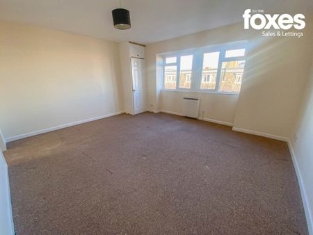 1 bed studio flat to rent in Flat 18, Crag Hall - Photo 2