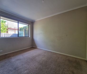 Two Bedroom Unit in Great Location - Photo 5