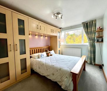 3 bedroom link detached house to rent - Photo 5