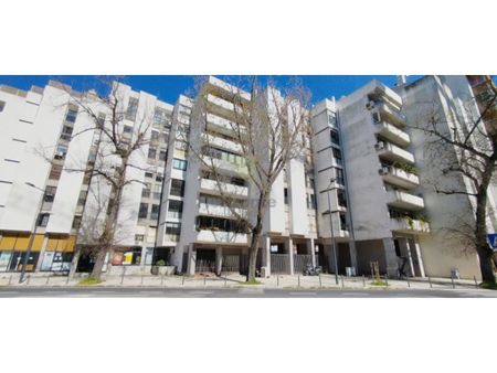 3 bedroom luxury Apartment for rent in Alameda das Linhas de Torres, Lumiar, Lisbon - Photo 2