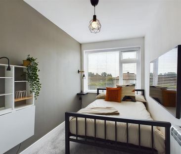 1 bedroom in a house share to rent - Photo 6