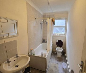 Western Road, Brighton - Photo 6