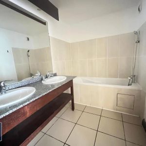 Appartement à louer 2 pièces 47.6m² - Photo 2