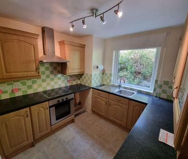 Frizley Gardens, Bradford, BD9 - Photo 4