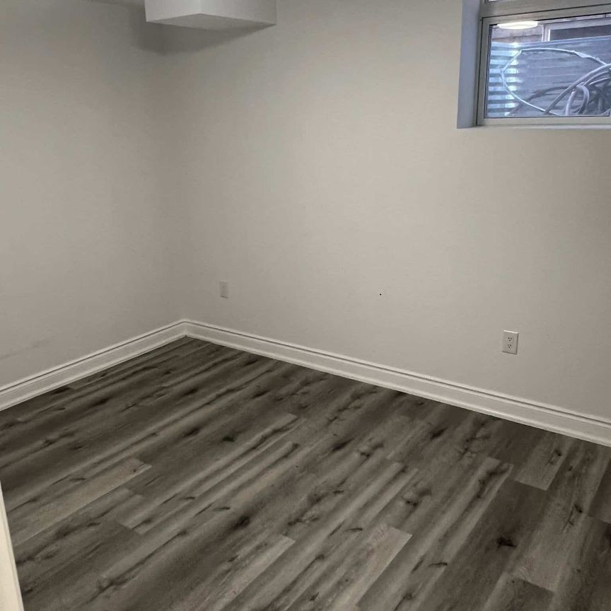 Two bedroom Brampto - Photo 1