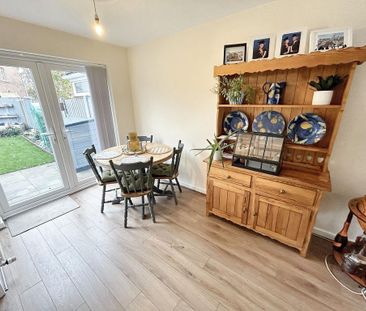 3 bedroom semi-detached house to rent - Photo 4