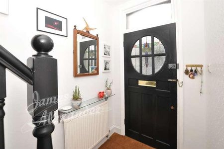 Winterbourne Road, Thornton Heath, CR7 - Photo 4