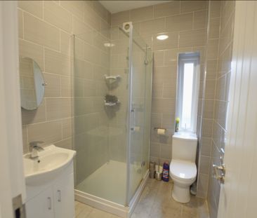 Bournemouth Road, Parkstone, Poole, Dorset, BH14 - Photo 3