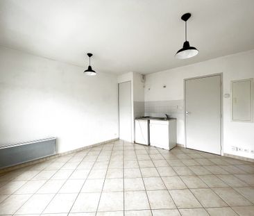 Location Appartement 1 pièce 21m² RODEZ 12000 - Photo 2