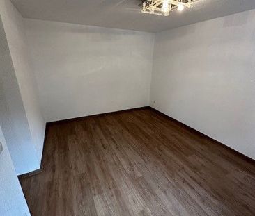 Moderne 2,5 Zimmerwohnung ab sofort zu vermieten - Photo 3