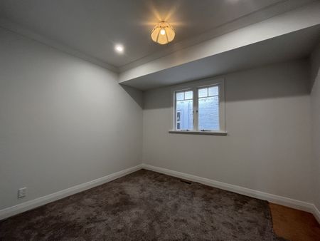 Welcome to 38 Hawker Street in Mount Victoria - Photo 2