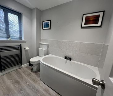 3 bedroom terraced house to rent - Photo 2
