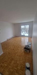 Beau Grand 4 1/2 propre à louer - Photo 3