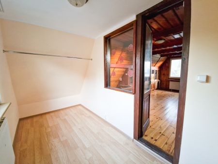 Do wynajęcia – niewielki dom z garażem i ogrodem - Photo 4