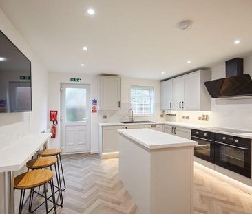 1 bedroom in a house share to rent - Photo 4