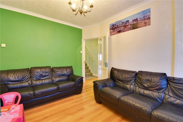 4 bedroom house to rent - Photo 1