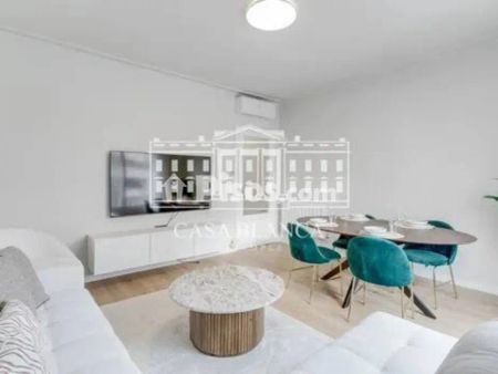 Piso en alquiler en Sants - Photo 2