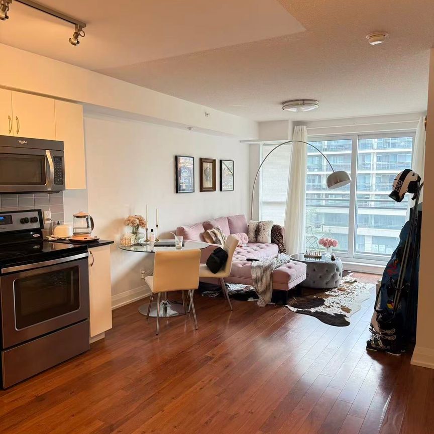 For Lease - 376 Highway 7 N/A Unit# 512, Richmond Hill, Ontario - Photo 1