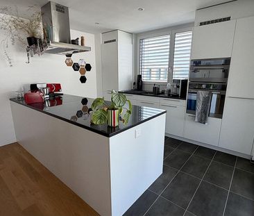 schöne und helle 4.5 Zimmerwohnung in Kloten zu vermieten - Photo 3