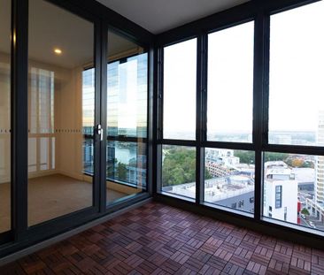 Water view 2 bedroom with study for lease - Photo 1