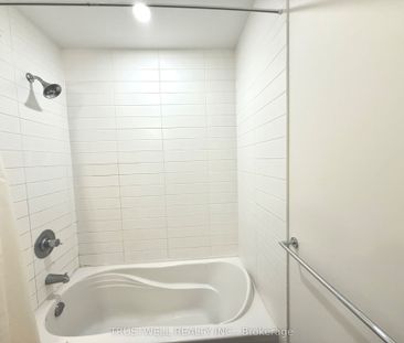 Vu Condos and Lofts - Photo 1